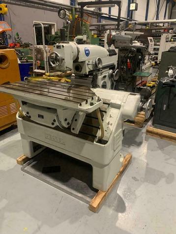 Deckel FP2 LB freesmachine in zeer nette staat beschikbaar voor biedingen