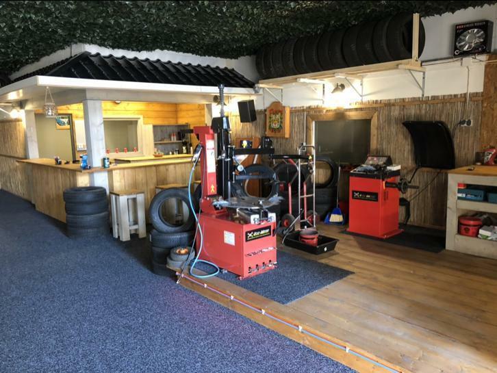 Winter banden gebruikt 225-45-17 225-40-18 205-55-16 Enz..., Auto-onderdelen, Banden en Velgen, Band(en), Winterbanden, 18 inch