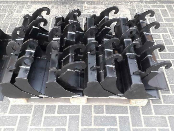 CW0 CW05 CW00  bakken ripper vlakraam puinbak hijsjip schuif, Zakelijke goederen, Machines en Bouw | Kranen en Graafmachines, Graafmachine