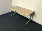 2 x Markant bureau elektrisch verstelbaar met nieuw blad, Overige plaatsen, Ophalen, Gebruikt, Bureau