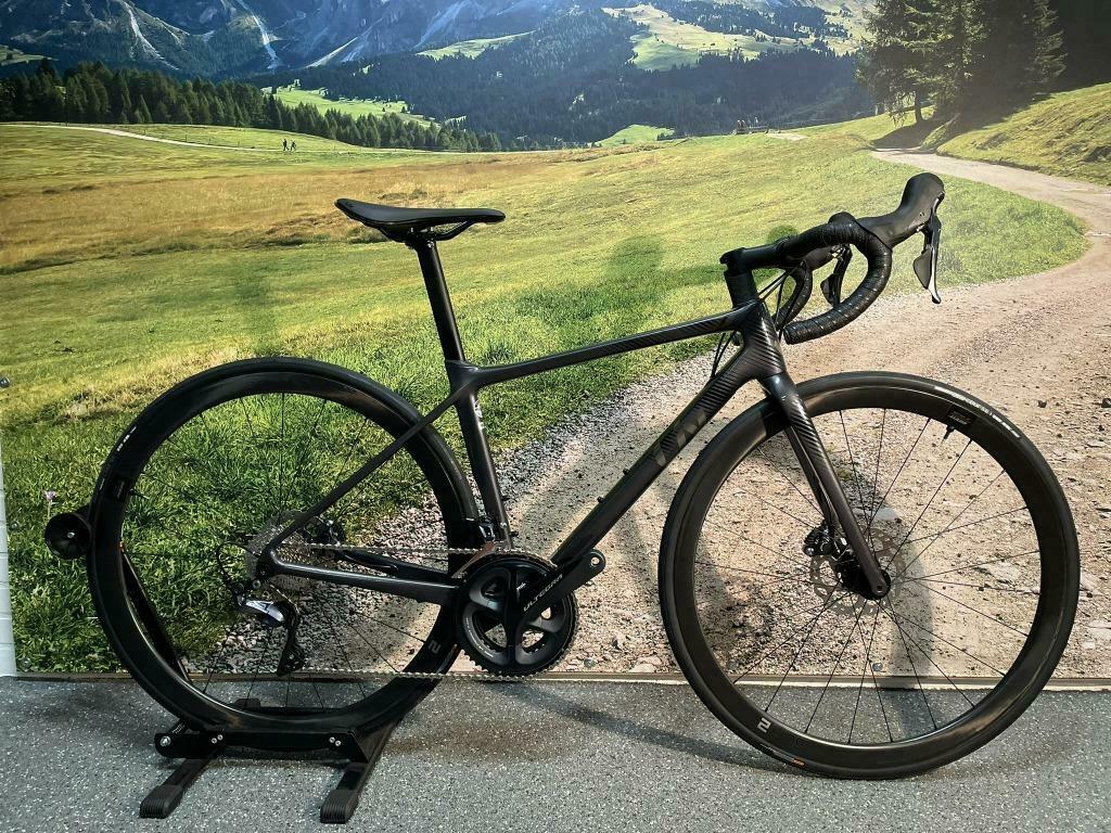≥ *** Giant LIV Langma Advanced 1+ Disc XS Ultegra € 3299,- — Fietsen |  Racefietsen — Marktplaats