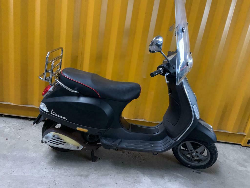 ≥ Vespa LX50. 25 km 4 takt — Scooters | Vespa — Marktplaats