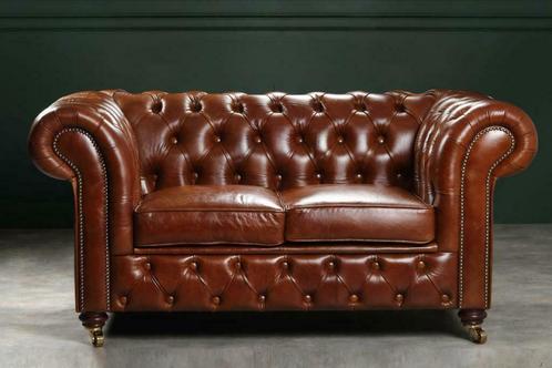 Nieuwe Chesterfield 2 zits. Cognac bruin. 100% rundleer., Huis en Inrichting, Banken | Bankstellen, Leer, Verzenden