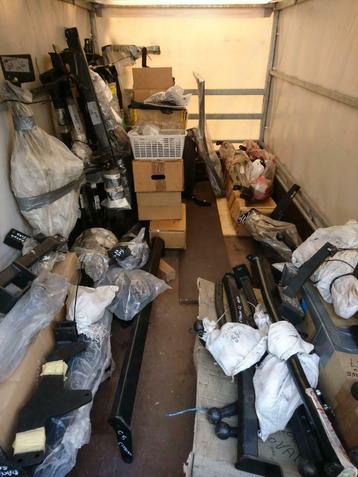 Old stock TREKHAKEN BOSAL ORIS  BRINK THULE GDW  Uitverkoop! beschikbaar voor biedingen