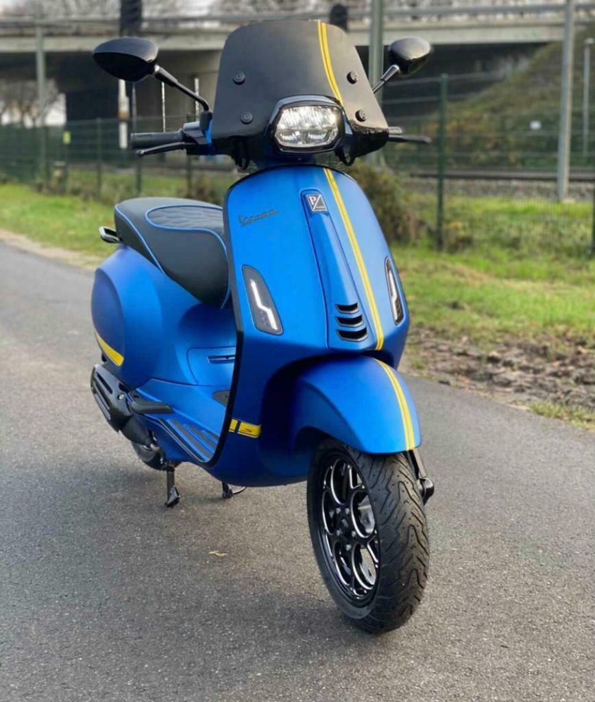 ≥ Gezocht!! Vespa huren (maand) amsterdam — Scooters | Vespa — Marktplaats