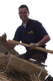 Rietdekkersbedrijf J de Jonge, Diensten en Vakmensen, Dakdekkers en Rietdekkers, Riet