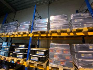 ACCU'S voor :ELECTRO SLOEP , STARTMOTOR , ZONNEPANEEL beschikbaar voor biedingen