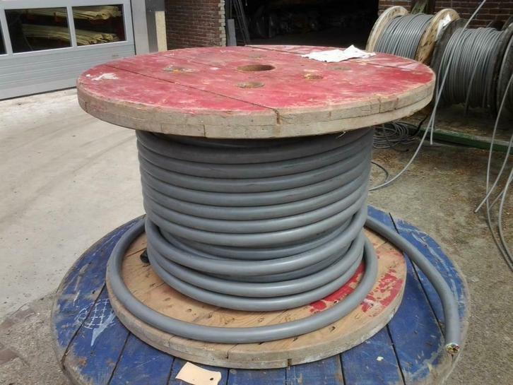 0069. Kabel / Grondkabel / ymvk / ymvk-as, Doe-het-zelf en Verbouw, Elektra en Kabels, Zo goed als nieuw, Kabel of Snoer, Ophalen