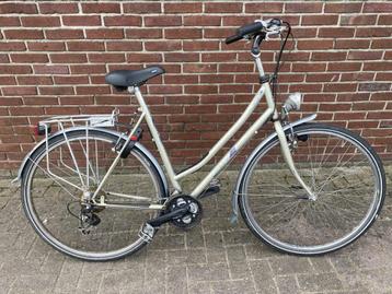Rivel damesfiets te koop beschikbaar voor biedingen