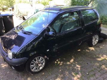 Renault Twingo 1,2007 div onderdelen aangeboden of ruilen beschikbaar voor biedingen