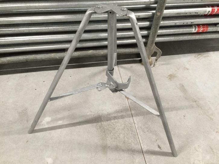 Stempelklemmen / stempelstatieven / schroefstempels, Doe-het-zelf en Verbouw, Steigers, Nieuw, Ophalen of Verzenden