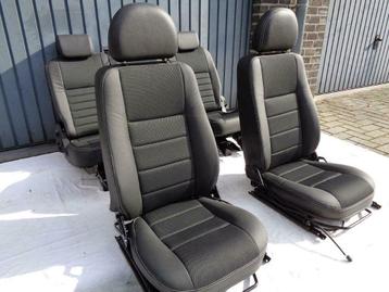 LAND ROVER Defender - Half leder X-Tech XS interieur - NIEUW beschikbaar voor biedingen
