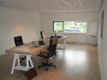 Kantoor van 50 m2 met uitzicht op de Haven van Huizen ! beschikbaar voor biedingen
