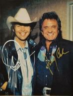 Johnny Cash en Dwight Yoakam gesigneerde foto.