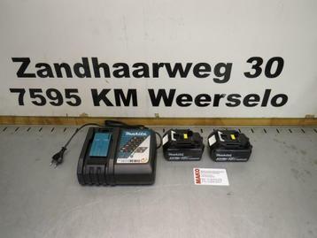 makita acculader met 2 accus 18 volt nieuw  beschikbaar voor biedingen