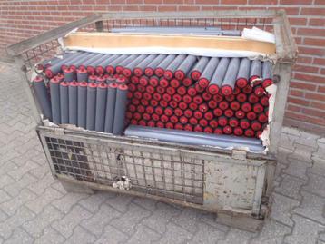 00858 Partij rollen, rond 50 mm lengte 65 cm, rollenbaan beschikbaar voor biedingen