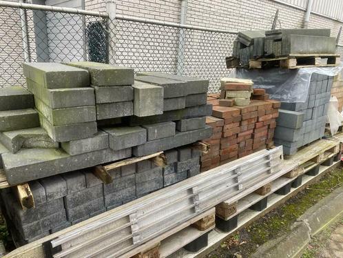 Verschillende soorten stenen. Baksteen/chinees harsteen etc., Doe-het-zelf en Verbouw, Metalen, Zo goed als nieuw, Ophalen of Verzenden