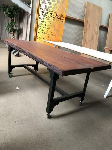 Boomstamtafel - Stalen Frame - 200x100cm beschikbaar voor biedingen