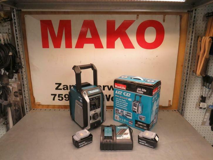 Makita DMR115 10,8-18V Li-Ion accu bouwradio accus en lader, Doe-het-zelf en Verbouw, Gereedschap | Handgereedschap, Nieuw, Ophalen of Verzenden