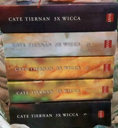 Cate Tiernan: WICCA complete serie, 5 omnibussen x 3, NL, Boeken, Fantasy, Gelezen, Ophalen of Verzenden