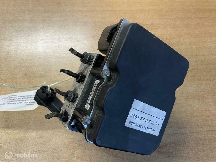 Hydraulisch kleppenblok BMW 5-serie Touring E61 34516769704, Auto-onderdelen, Transmissie en Toebehoren, BMW, Gebruikt, Ophalen of Verzenden