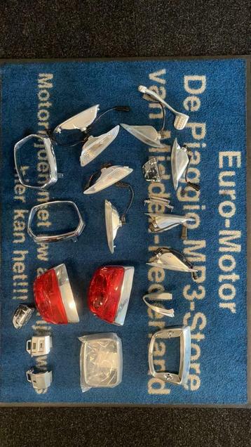 Vespa onderdelen van alles wat beschikbaar voor biedingen