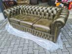 Chesterfield 3.5 zit bank olijfgroen groen + GRATIS BEZORGD, Huis en Inrichting, Banken | Bankstellen, Chesterfield, Ophalen of Verzenden