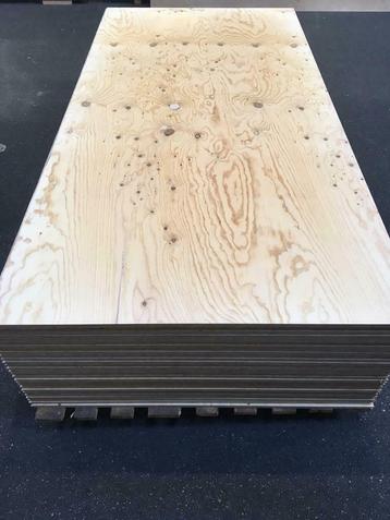 Radiata Pine multiplex Exterieur mooi & vlak 18mm