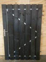 Zwart gedompelde tuindeuren met stalen frame en cilinderslot