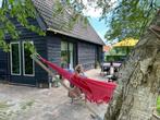 Vakantiehuisje te huur in Friesland weekend totaal € 350,-, Vakantie, Vakantiehuizen | Nederland, 2 slaapkamers, Landelijk, In bos
