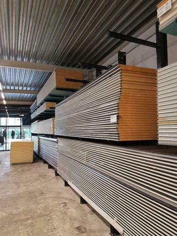 A- en B-keuze Sandwichpanelen, Gevelpanelen en dakplaten beschikbaar voor biedingen