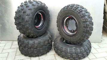 Yamaha set. yfz450, raptor 700, 350, 450, 660. Maxxis banden beschikbaar voor biedingen