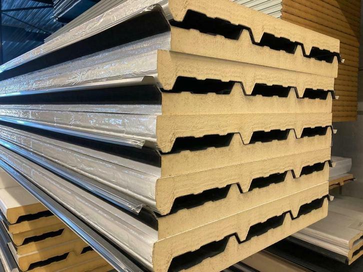 Geïsoleerde dakpanelen, 60mm, Dakpanelen, A / B keuze, Doe-het-zelf en Verbouw, Platen en Panelen, Nieuw, Overige materialen, 50 tot 100 mm