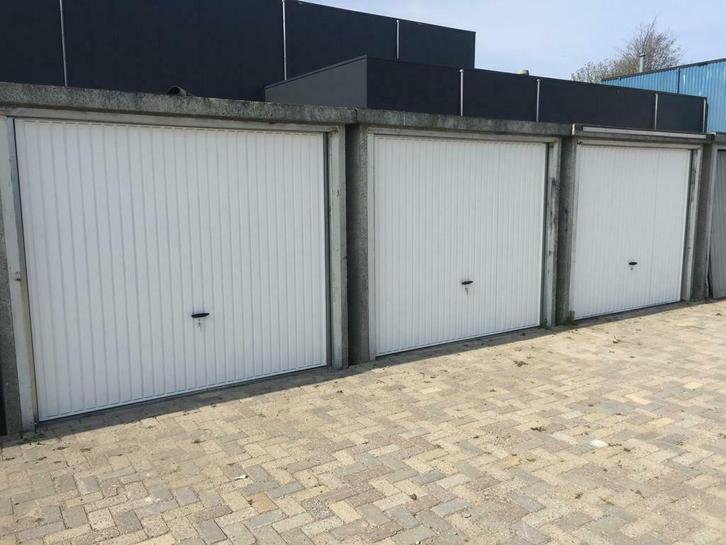 Garagebox te huur 1-2-2025 Medemblik, Huizen en Kamers, Garages en Parkeerplaatsen, Noord-Holland