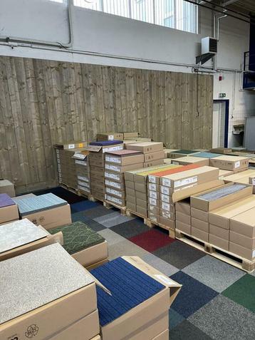 Tapijttegels nieuw Tarkett Desso project kwaliteit beschikbaar voor biedingen