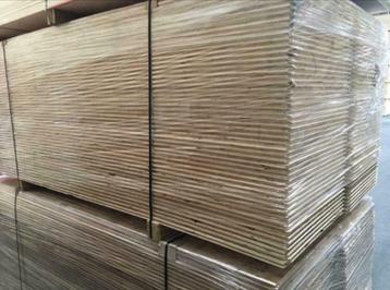 Underlayment 244cm x 61cm 18mm 4 zijden tong en groef beschikbaar voor biedingen