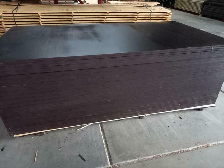 Betonplex  betonmultiplex platen 18mm  nieuw, Doe-het-zelf en Verbouw, Platen en Panelen, Zo goed als nieuw, Betonplex, Ophalen of Verzenden