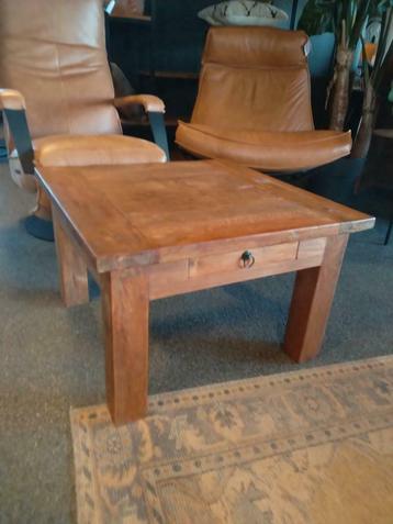 Hoek tafel oud teak 70x70 dengkleh