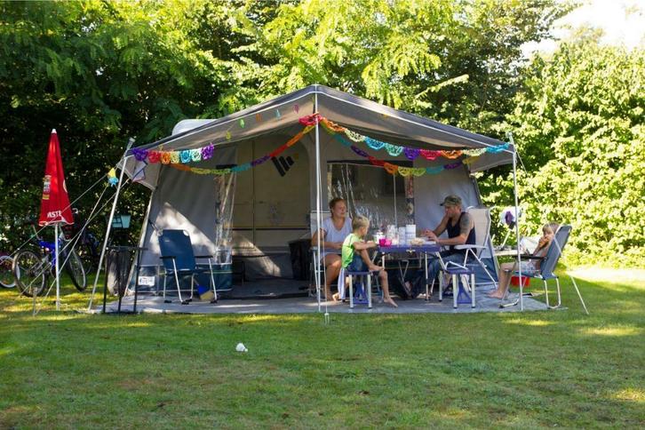 Voor- seizoenplaatsen - Vakantiepark Bergumermeer, Vakantie, Campings, Recreatiepark, Aan meer of rivier, Huisdier toegestaan