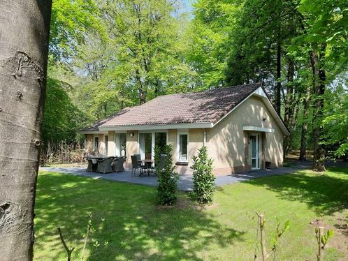 Luxe bungalow met zonnige tuin naast de ingang van het bos!, Vakantie, Vakantiehuizen | Nederland, Gelderland en Veluwe, Chalet, Bungalow of Caravan