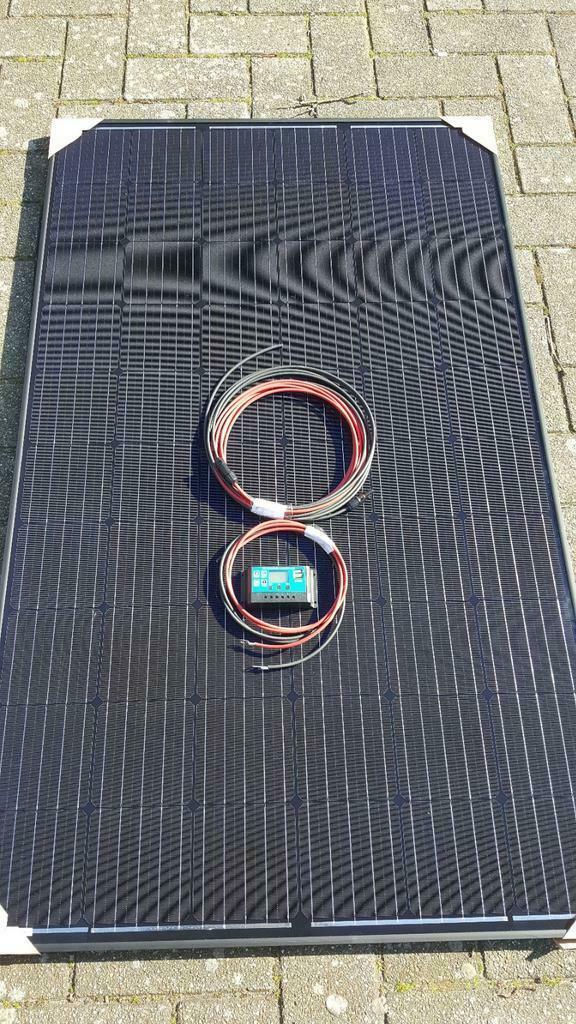 250w zonnepanelen Zomerhuis Camper Caravan Boot, Doe-het-zelf en Verbouw, Zonnepanelen en Toebehoren, Ophalen