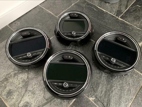 Mini F54/F55/F56/F57/F60 Diverse displays 8.8 (touch) en 6.5, Auto diversen, Autonavigatie, Zo goed als nieuw, Ophalen of Verzenden