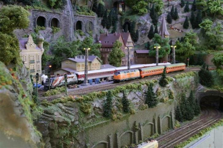 voor ontwerp en bouwen van uw modelspoorbaan in n spoor, Hobby en Vrije tijd, Modeltreinen | N-Spoor, Nieuw, Overige typen, Gelijkstroom of Wisselstroom