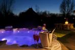 JuniJuli FrieslandItWiid luxe bungalow sauna buitenspa sloep, 8 personen, Bemiddelingsbureau, Recreatiepark, Friesland