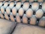 Kwaliteits Chesterfield showroombank én GRATIS BEZORGD, Huis en Inrichting, Banken | Bankstellen, Ophalen, Nieuw, Rechte bank