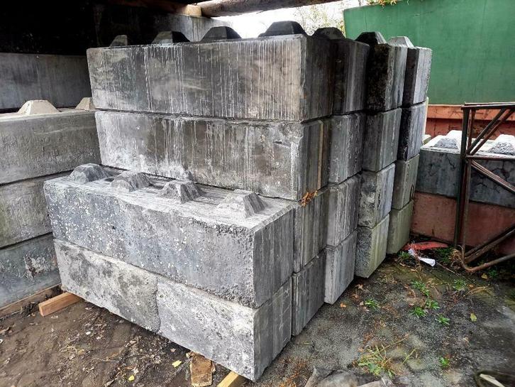 stapelblokken, megablokken beton, Diversen, Overige Diversen, Gebruikt, Ophalen