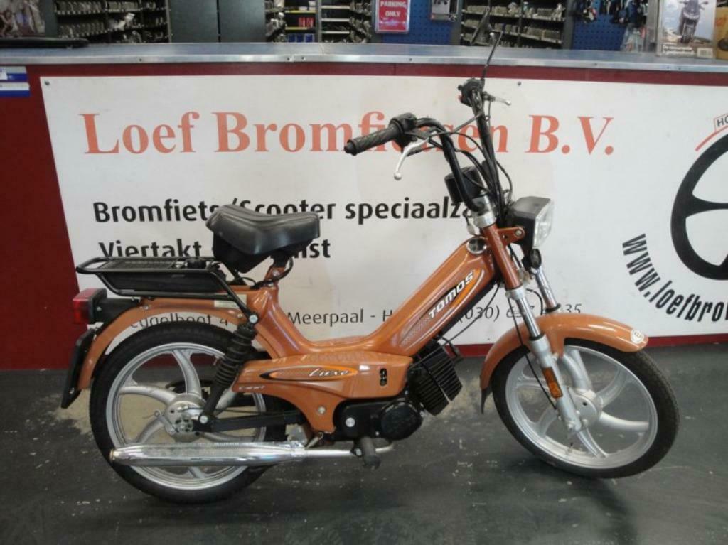 ≥ Tomos Luxe 25km snorfiets bruin occasion bij Loef in Houten — Brommers |  Tomos — Marktplaats