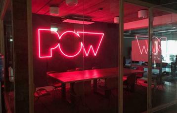 NEON neonreclame EYECATCHER ‼️ beschikbaar voor biedingen
