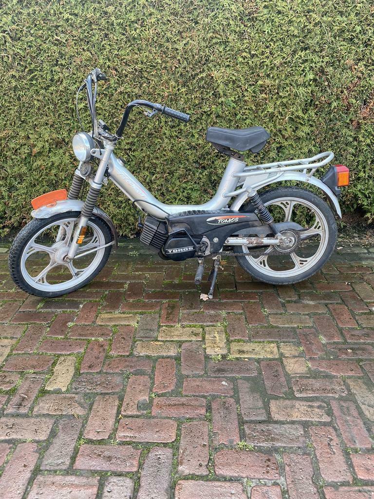 ≥ Gezocht Tomos / Puch / oldtimers / alle brommers gevraagd — Brommers |  Tomos — Marktplaats