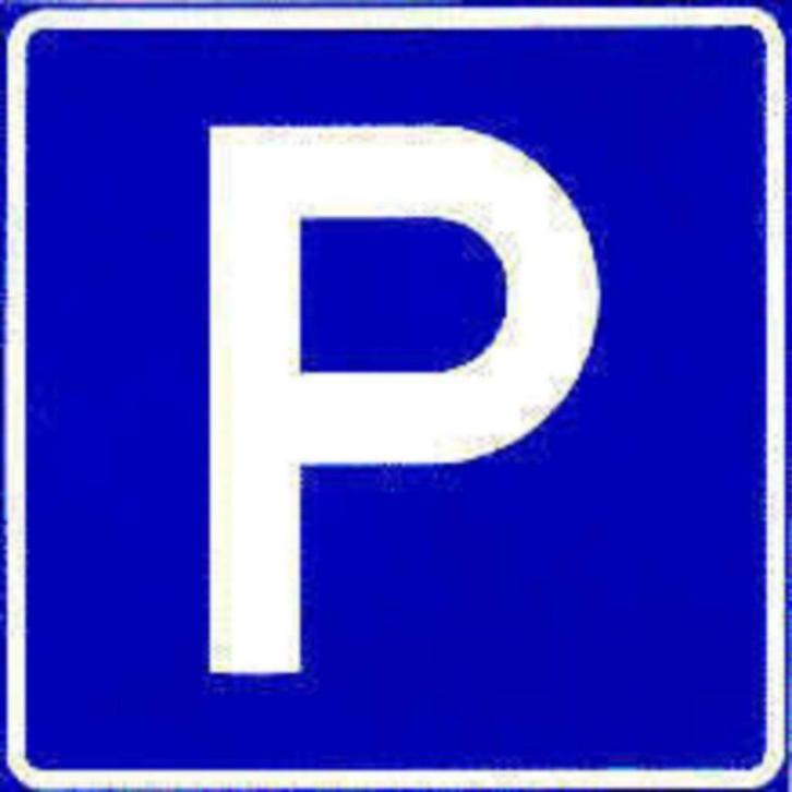 Parkeerplaats omgeving Surinameplein/Overtoom, Huizen en Kamers, Garages en Parkeerplaatsen, Amsterdam